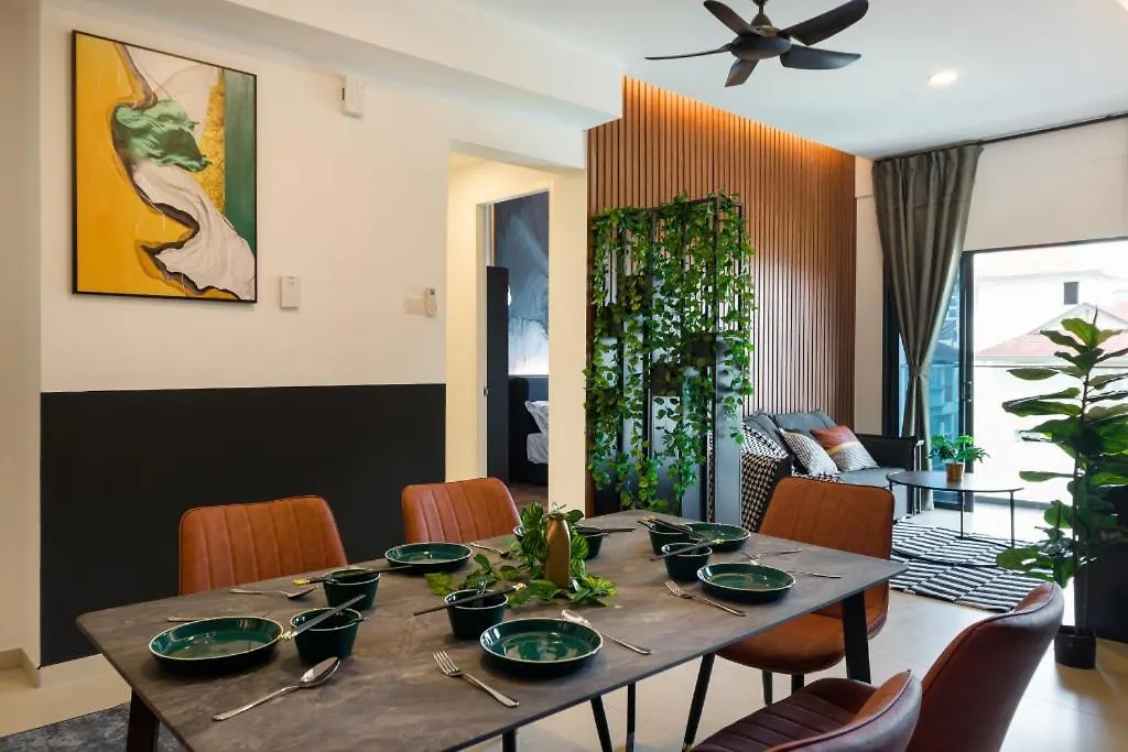 Nowhere 2Br & 2Bath Apartment With Balcony @ Reizz Residences Kuala Lumpur Malaysia