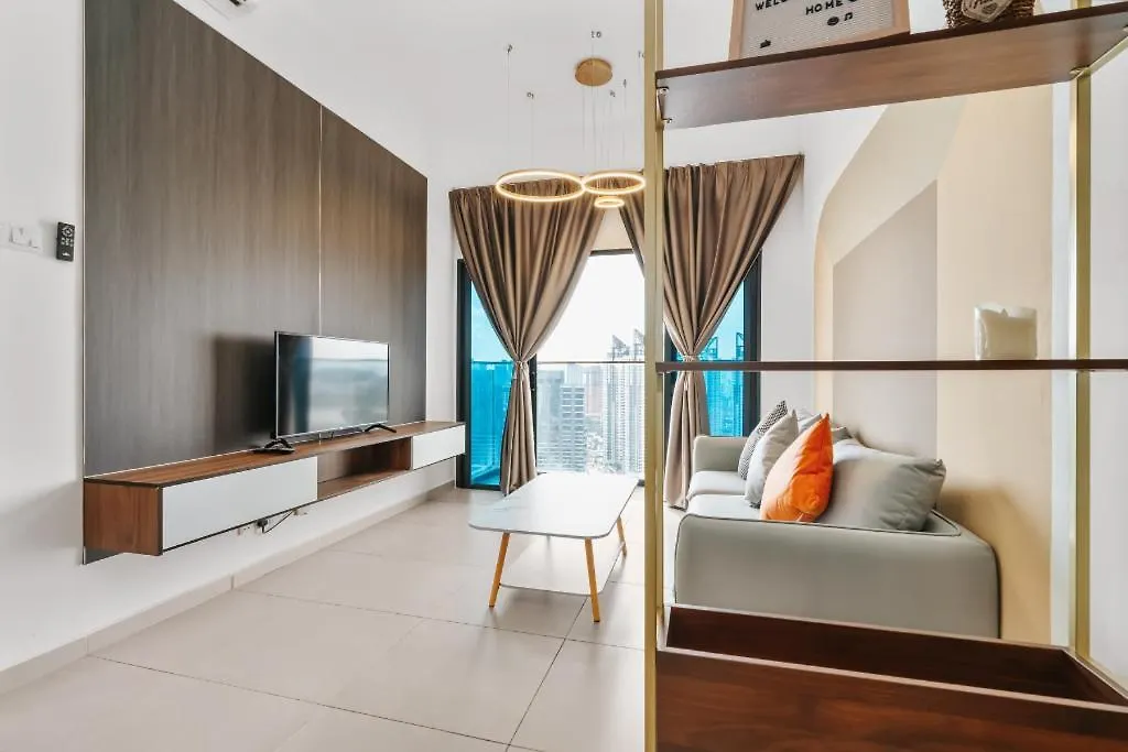 Nowhere 2Br & 2Bath Apartment With Balcony @ Reizz Residences Kuala Lumpur