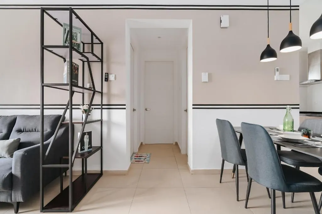 Nowhere 2Br & 2Bath Apartment With Balcony @ Reizz Residences Kuala Lumpur 0*,